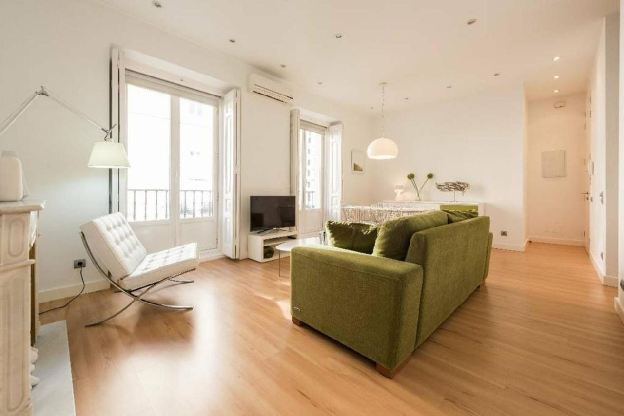 Apartament Apartamento Callao Madryt Zewnętrze zdjęcie