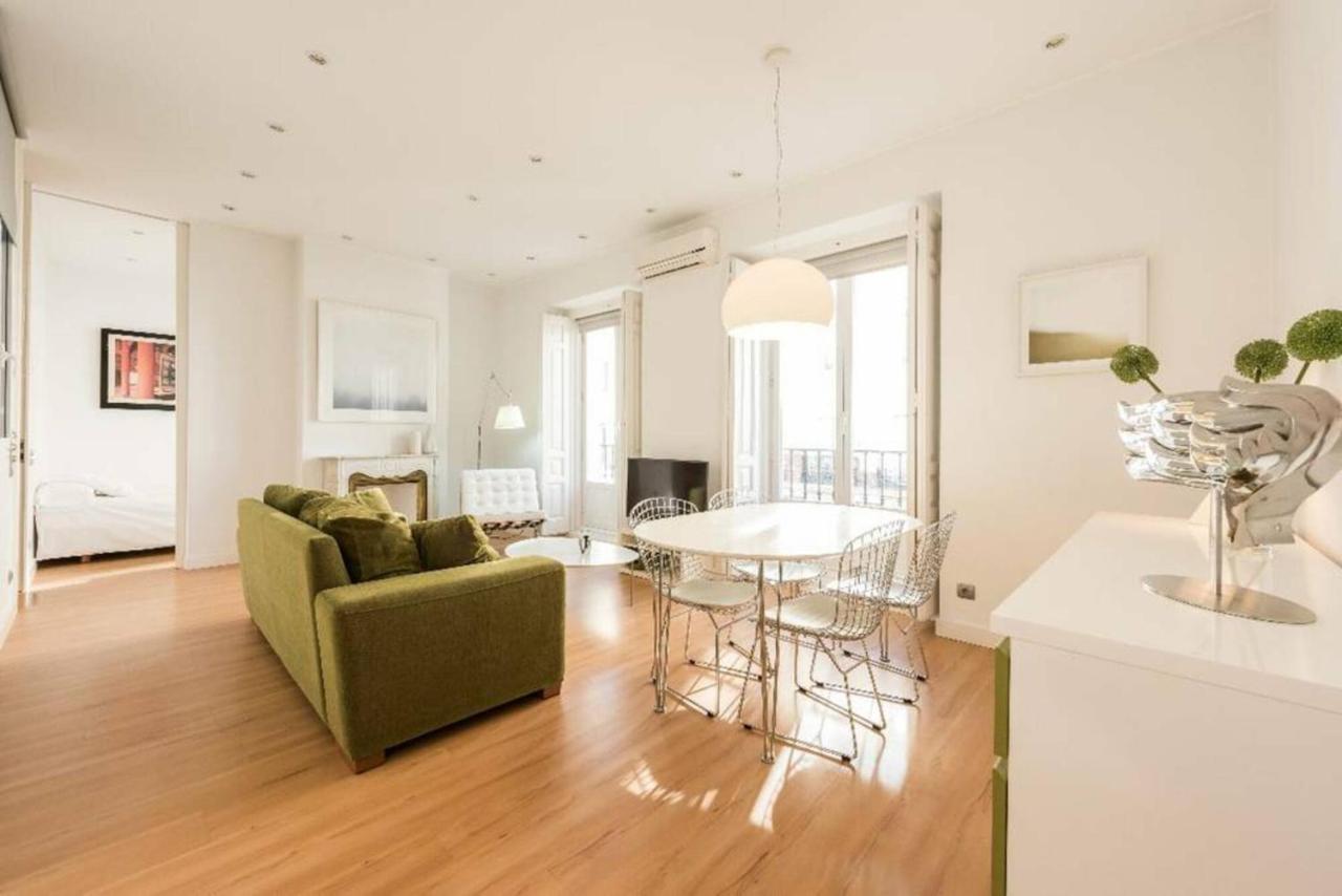 Apartament Apartamento Callao Madryt Zewnętrze zdjęcie