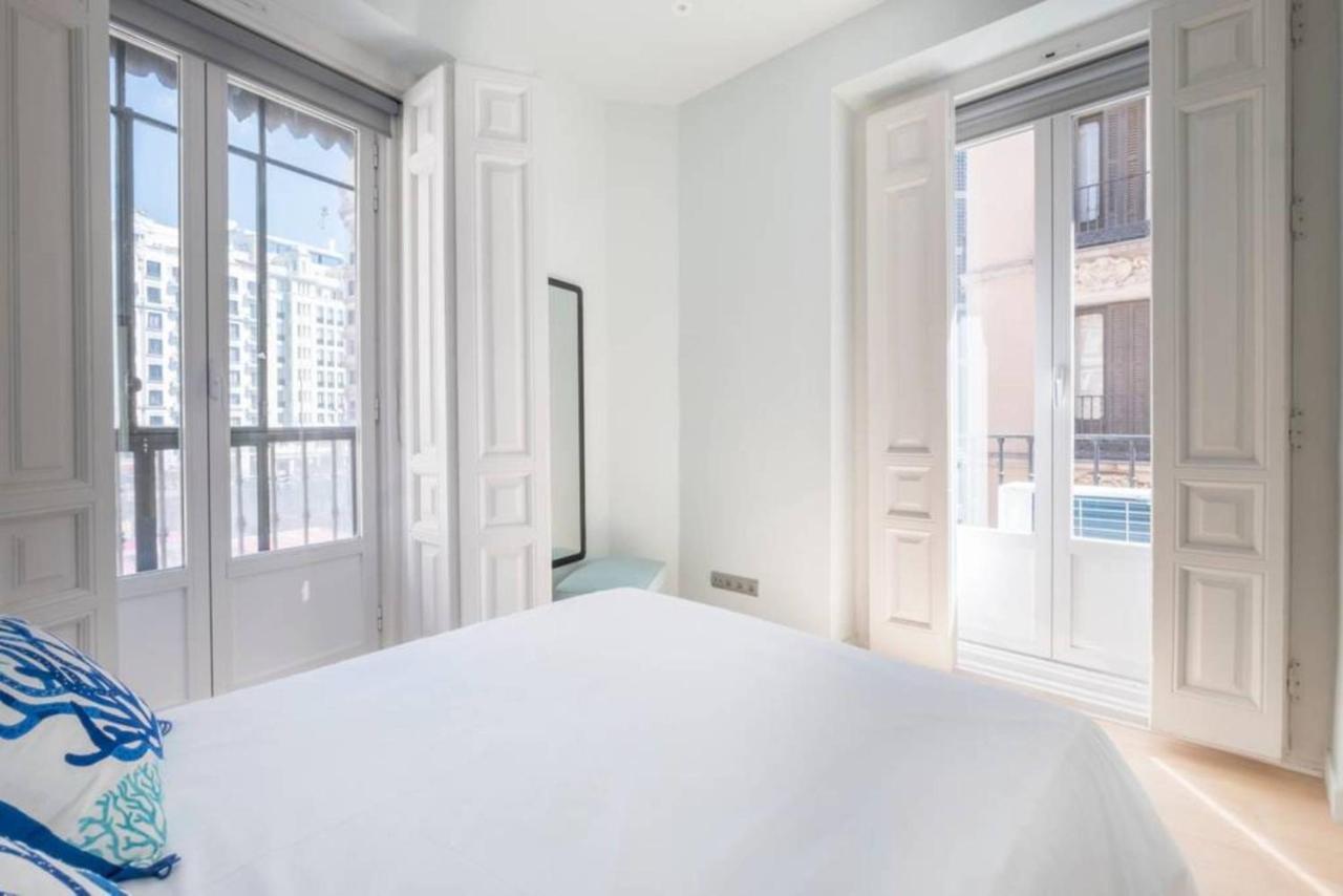 Apartament Apartamento Callao Madryt Zewnętrze zdjęcie