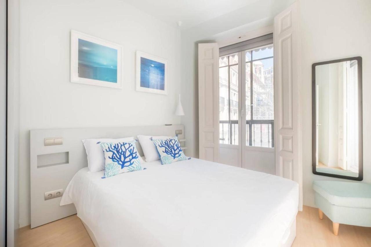 Apartament Apartamento Callao Madryt Zewnętrze zdjęcie